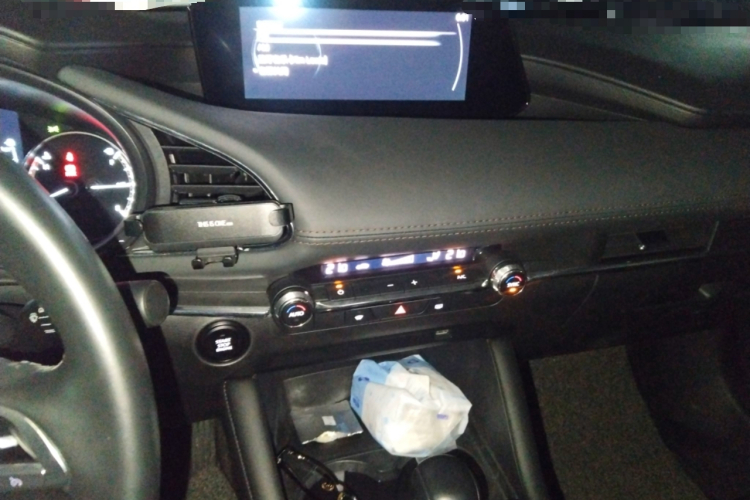 马自达3 昂克赛拉 2020款 2.0L 自动质雅版中控内饰16