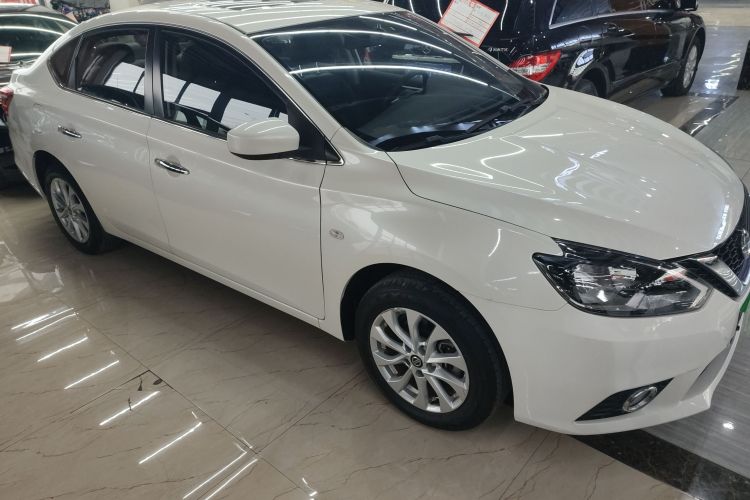 日产 轩逸 2022款 经典 1.6XL CVT豪华版车身外观3