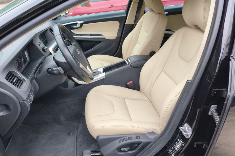 沃尔沃V60 2014款 改款 T5 智逸版局部细节19