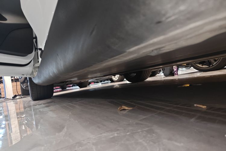 特斯拉 Model Y 2024款 后轮驱动版局部细节9002