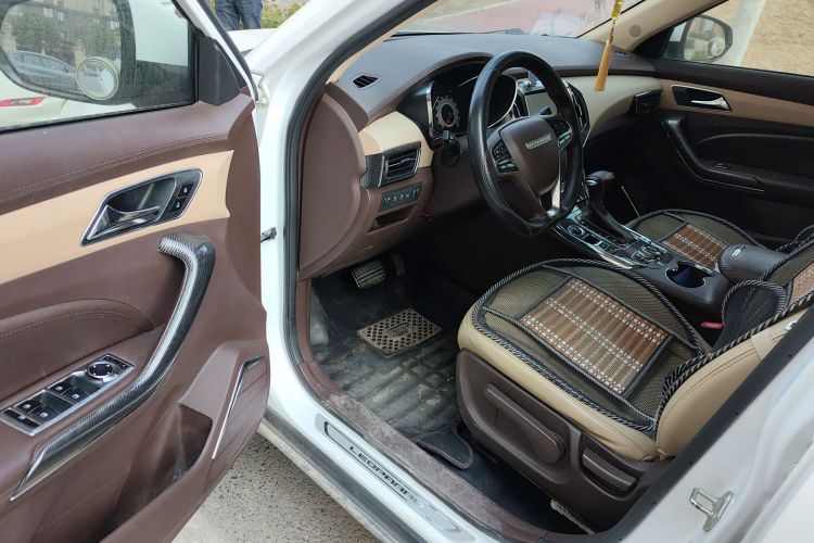 猎豹汽车 猎豹CS9 2018款 1.5T CVT劲锐型中控内饰20