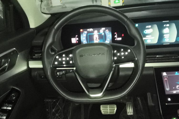 北京汽车 北京X7 2020款 1.5TD DCT致尚版中控内饰13