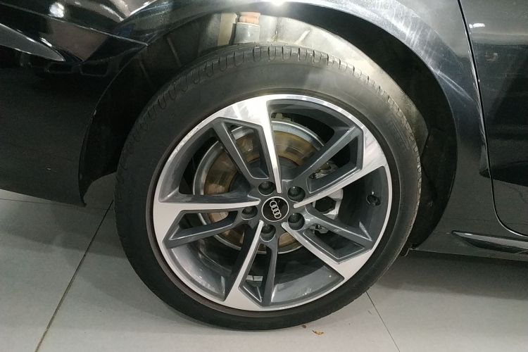 奥迪A4L 2022款 40 TFSI 时尚动感型车身外观6008