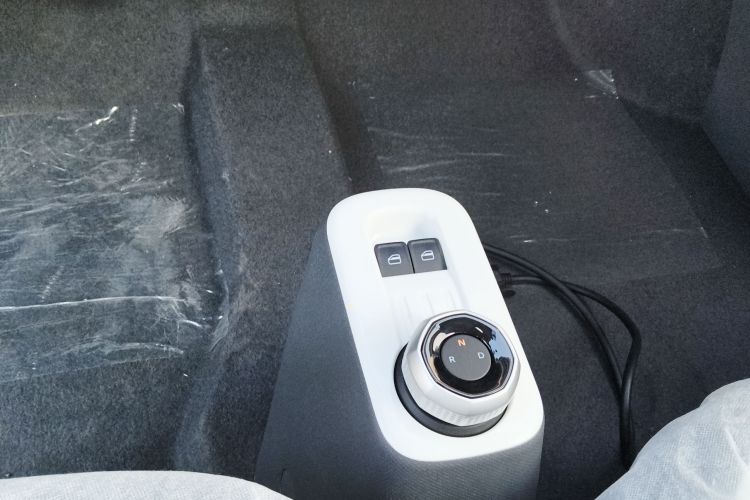 吉利银河 熊猫 2025款 210km 元气熊中控内饰18