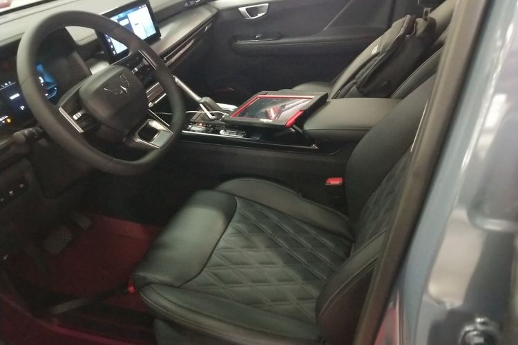 五菱汽车 五菱星辰 2022款 2.0L DHT电速款中控内饰19