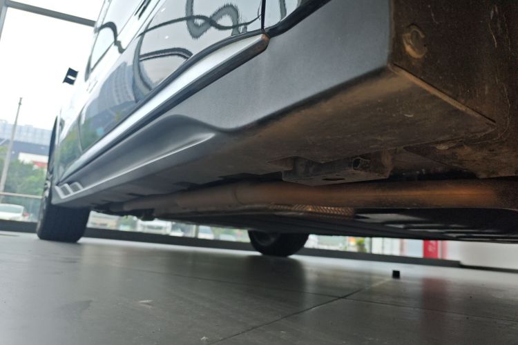 比亚迪 汉 2025款 DM-i 125KM激光雷达智驾型局部细节9001