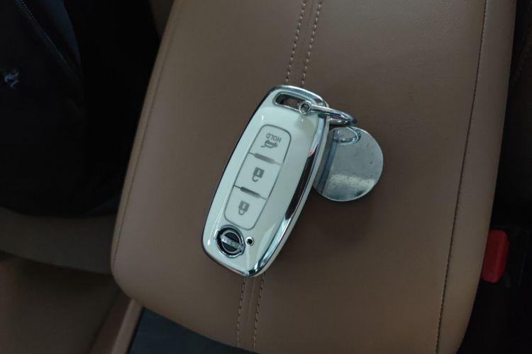 日产 天籁 2022款 2.0L XL-TLS 悦享版中控内饰7001