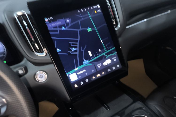 红旗HS3 PHEV 2024款 PHEV 115km 劲为版中控内饰16