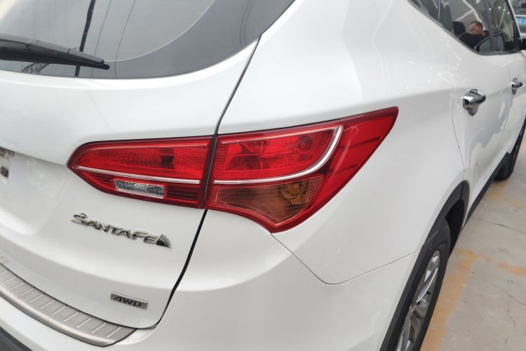 现代 胜达 2015款 2.0T 自动四驱智能型 7座车身外观6006