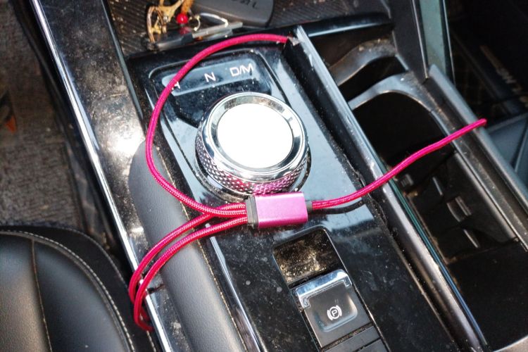 哈弗H6 2021款 第三代 1.5T 自动两驱Pro中控内饰18