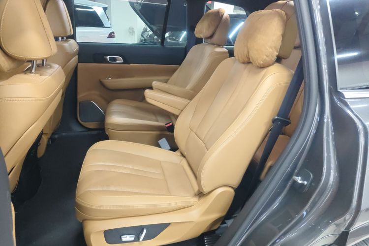 理想汽车 理想ONE 2021款 增程6座版中控内饰21