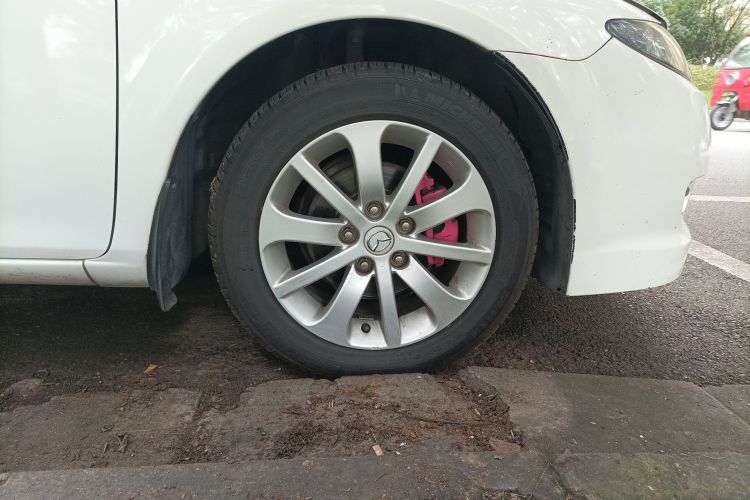 马自达6 2013款 2.0L 自动时尚型车身外观6002