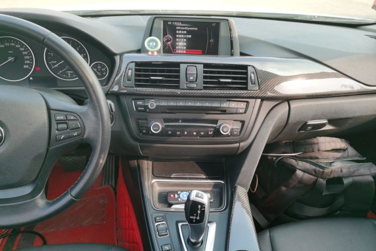 宝马3系 2015款 320Li 超悦版时尚型中控内饰16