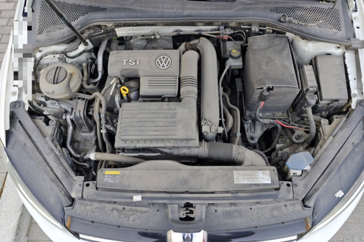 大众 高尔夫 2016款 1.4TSI 自动R-Line局部细节24