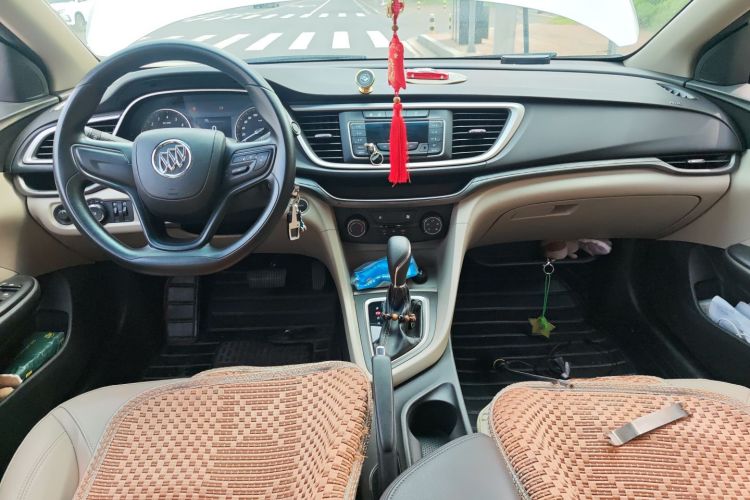 别克 英朗 2016款 15N 自动精英型中控内饰12