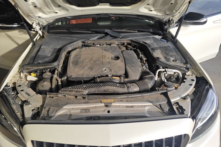 奔驰C级 2020款 C 260 运动版局部细节24