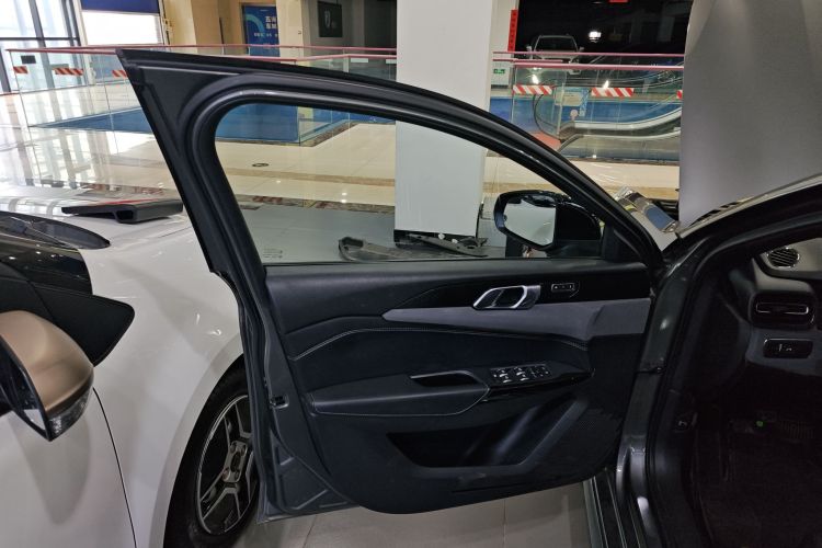 领克03 2022款 1.5TD DCT劲Pro中控内饰47