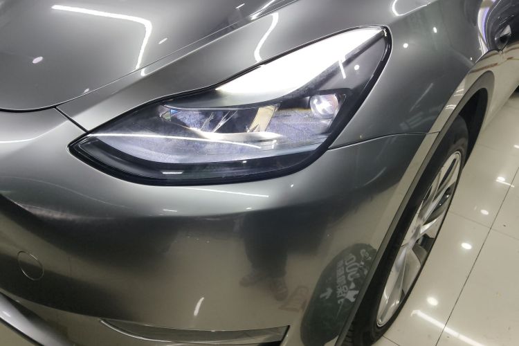 特斯拉 Model Y 2022款 改款 长续航全轮驱动版局部细节36