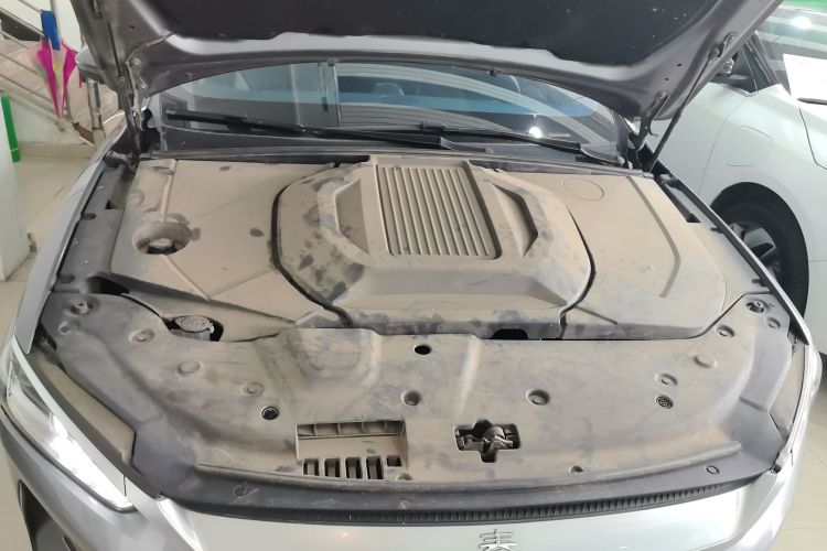 比亚迪 秦PLUS 2021款 EV 500KM 豪华型机舱底盘24