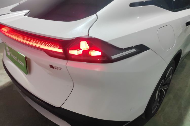 深蓝汽车 深蓝L07 2026款 550Ultra华为乾崑ADS SE版车身外观6006