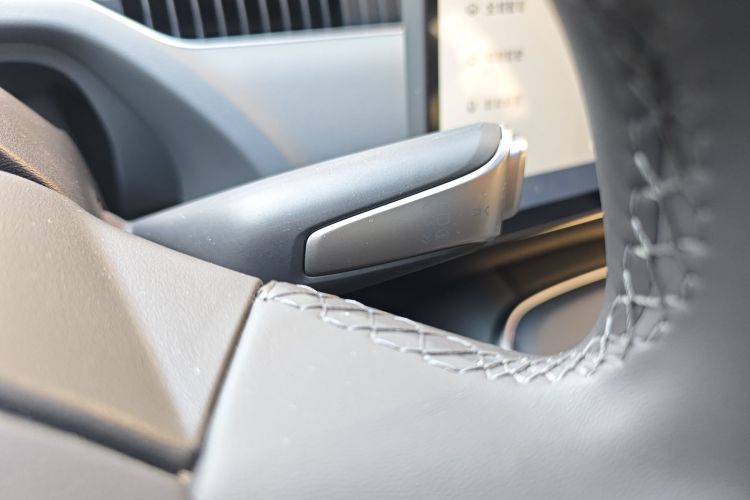 小鹏MONA M03 2025款 600 超长续航 Max中控内饰18