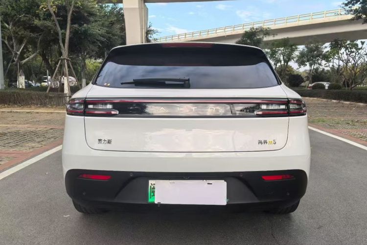 鸿蒙智行 问界M5 2022款 增程后驱标准版车身外观6004