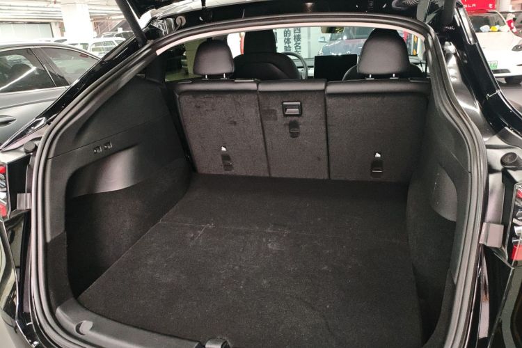特斯拉 Model Y 2023款 后轮驱动版局部细节23