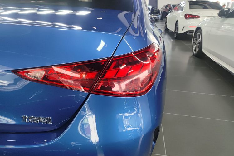 奔驰C级 2022款 C 260 L 运动版车身外观6006