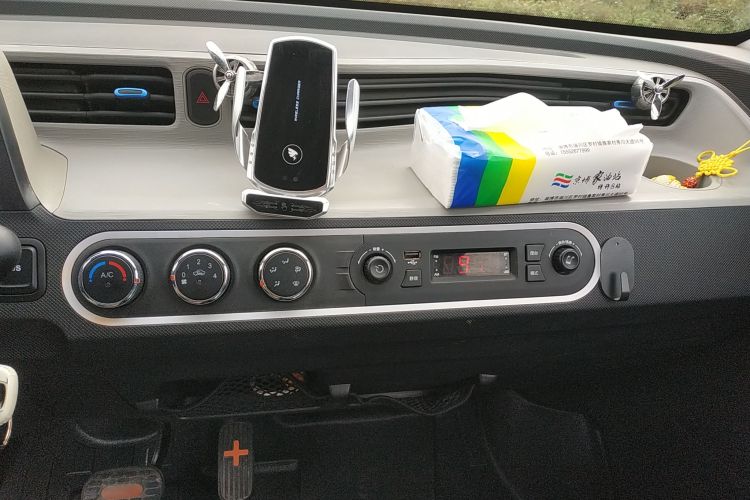 五菱汽车 宏光MINIEV 2020款 自在款 磷酸铁锂局部细节16