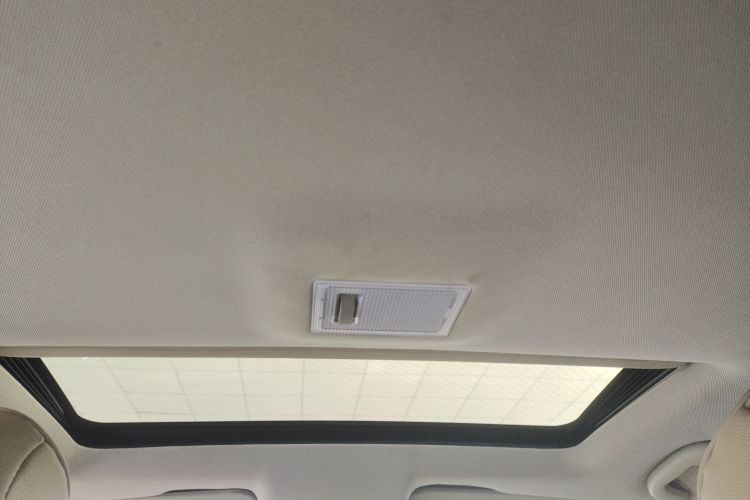 别克 昂科拉 2015款 1.4T 自动两驱都市精英型中控内饰22