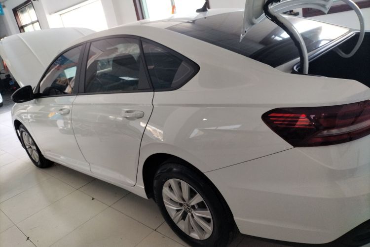 大众 朗逸 2023款 1.5L 自动得逸版车身外观6003