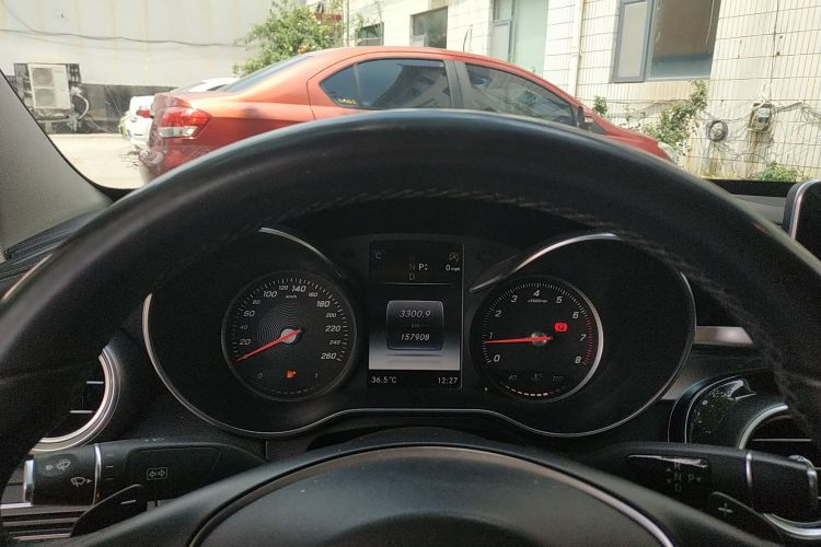 奔驰C级 2015款 C 200 L 4MATIC局部细节14