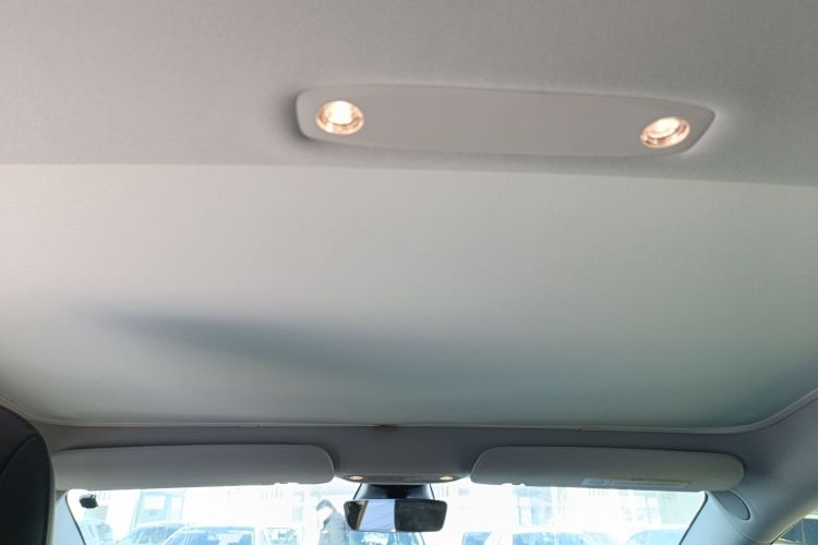 特斯拉 Model 3 2019款 标准续航后驱升级版局部细节22