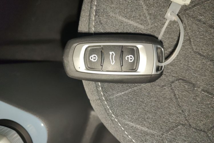 吉利银河 2024款 熊猫mini 200km 耐力熊中控内饰11