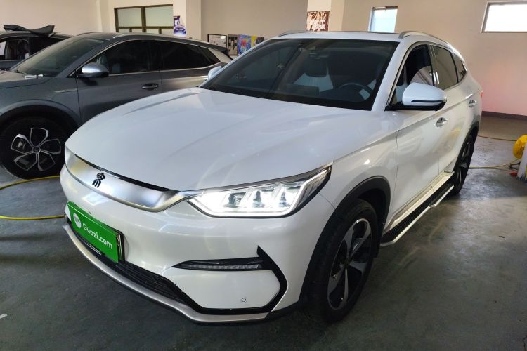 比亚迪 宋PLUS新能源 2021款 EV 旗舰型车身外观1