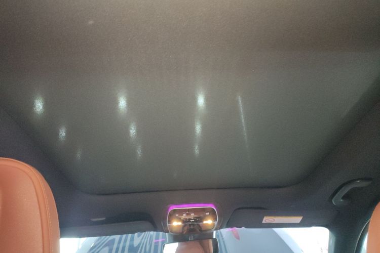 奔驰GLC 2025款 GLC 300 L 4MATIC 动感型 5座局部细节22