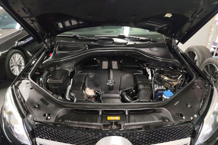 奔驰GLE轿跑 2015款 GLE 320 4MATIC 轿跑SUV局部细节24