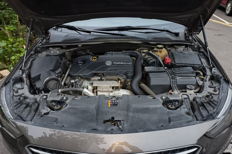 别克 君威 2019款 20T 精英型 国V局部细节24