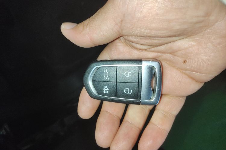 宝沃BX7 2016款 28T 四驱旗舰版 7座中控内饰11