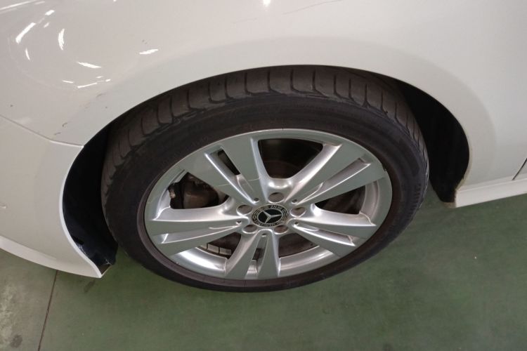 奔驰A级(进口) 2018款 A 200 动感型车身外观6007