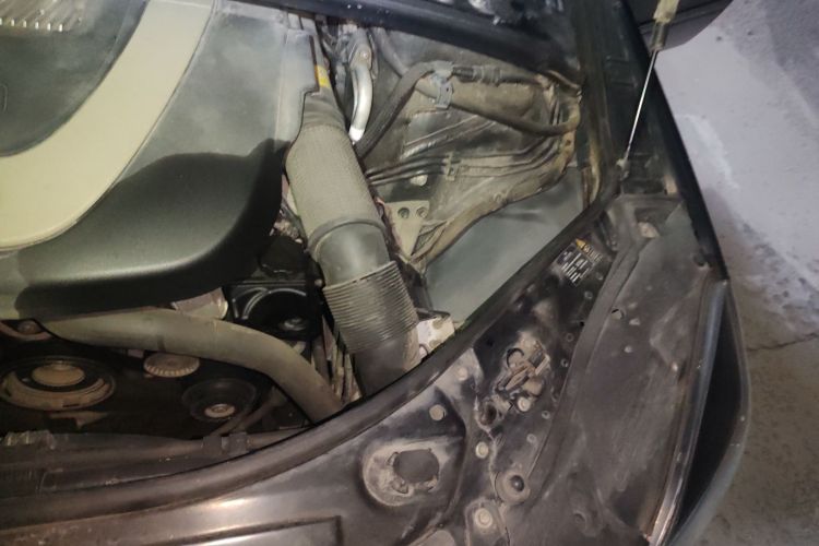 奔驰R级 2010款 R 350 L 4MATIC局部细节9007