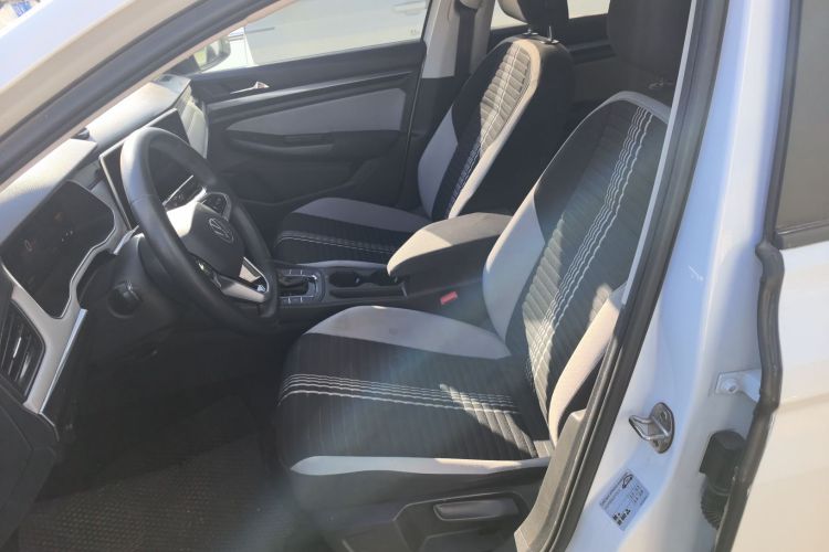 大众 宝来 2023款 200TSI DSG畅行版中控内饰19