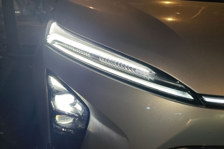 别克GL8新能源 2024款 陆尊 智享版 7座车身外观8