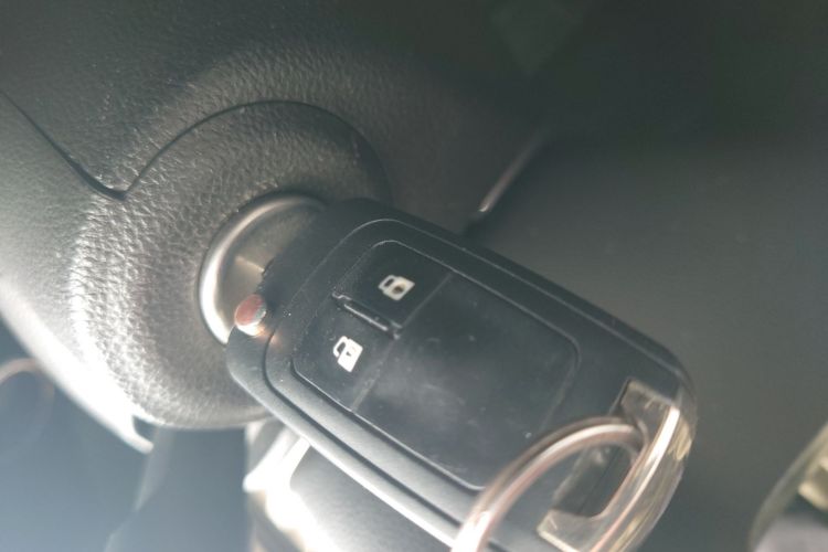 别克 昂科拉 2015款 1.4T 自动两驱都市精英型中控内饰11