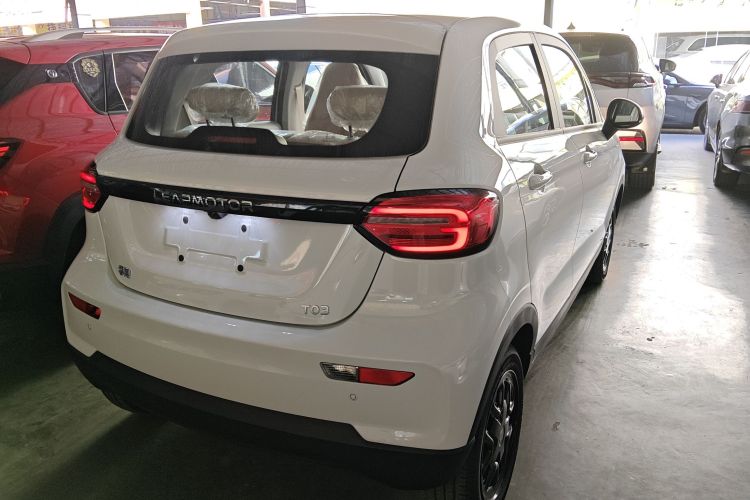 零跑汽车 零跑T03 2025款 310舒享版车身外观6005