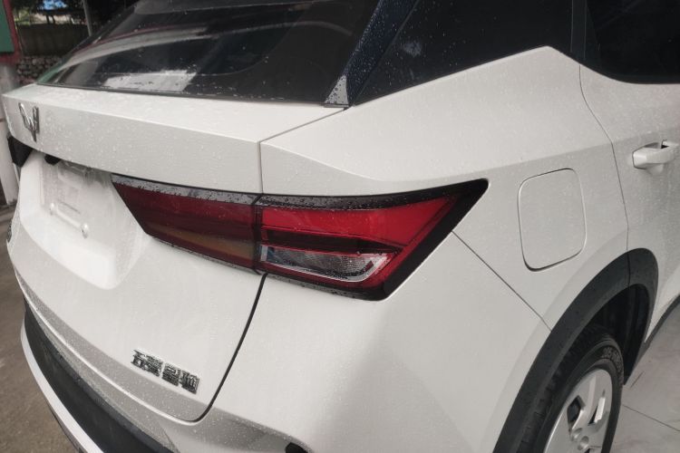 五菱汽车 五菱星驰 2023款 1.5L CVT畅爽型车身外观6006