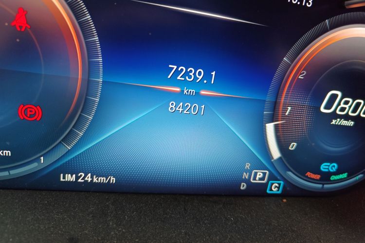 奔驰C级 2019款 C 260 运动版中控内饰15