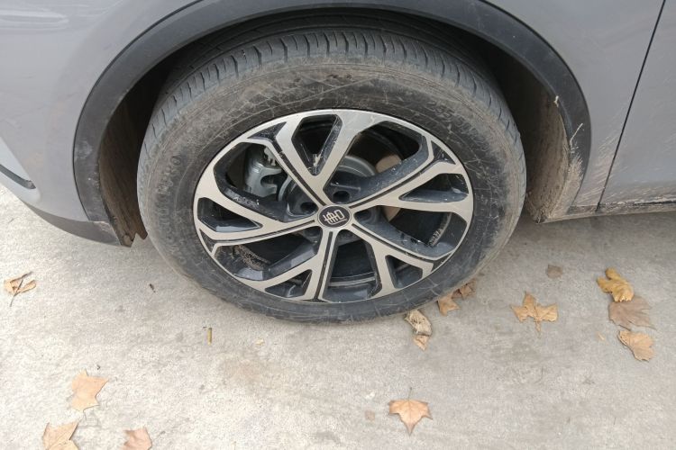 比亚迪 唐新能源 2025款 DM-i 115KM 云辇旗舰型车身外观6007