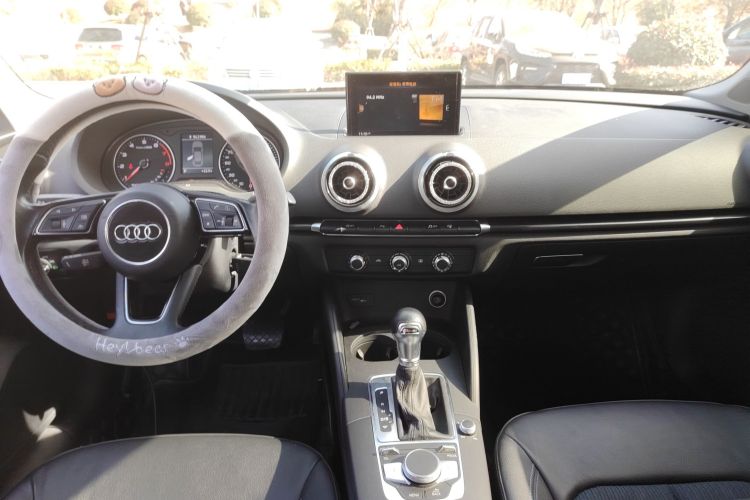 奥迪A3 2017款 Limousine 35 TFSI 时尚型局部细节18