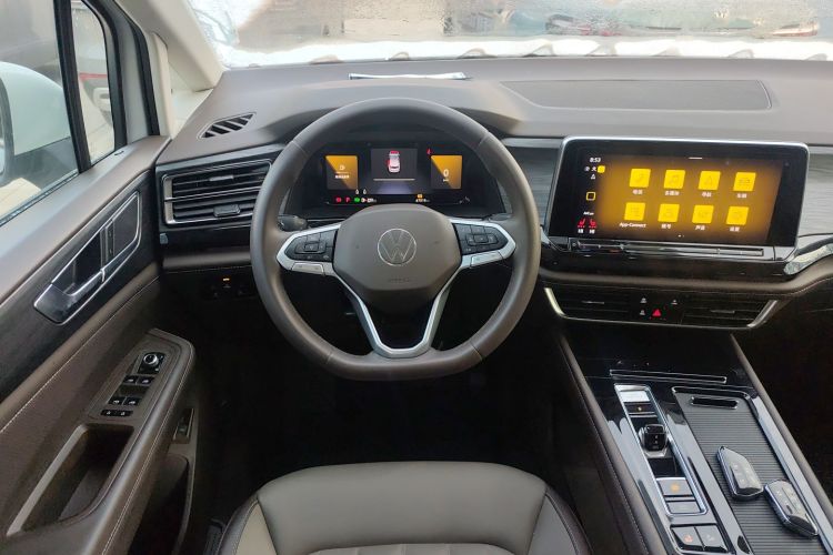 大众 威然 2024款 330TSI 豪华版中控内饰13